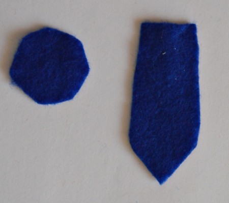 Dressed Up Pen Holder for Father's Day  - cut out circle and tie from felt