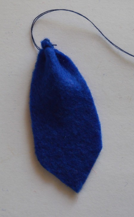 Dressed Up Pen Holder for Father's Day  - sewing zig zag fold at the top of the tie