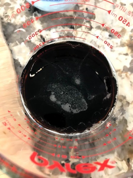 mixing sauce