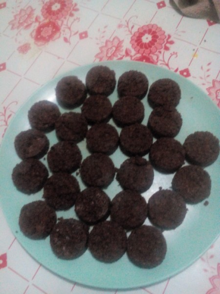 Choco-Peanut Polvoron on plate