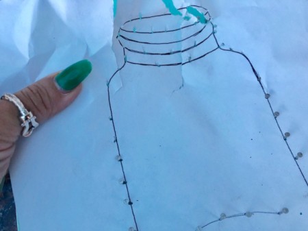 Yarn and Nail Wall-Hanging Vase - tear off template