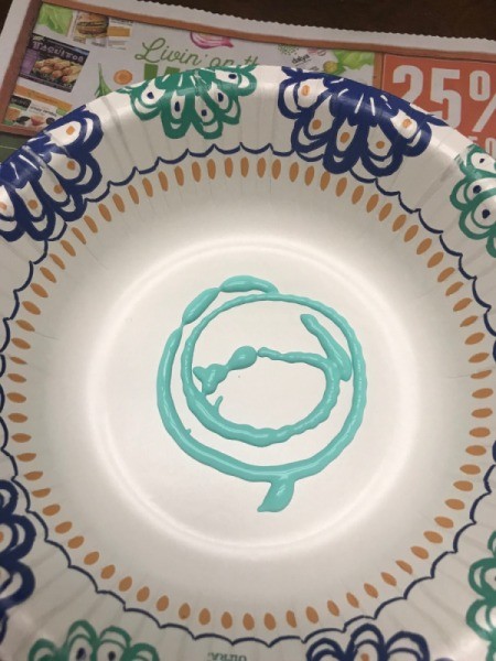 Toilet Paper Roll Fireworks Artwork - add paint to the bowls