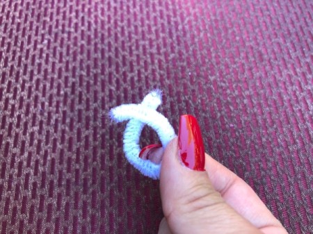 Zip Tie Fireworks Decor - make a circle out of one piece
