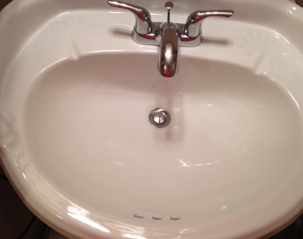 easy clean bathroom sink