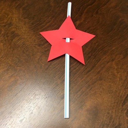 Star Straw - slide the straw into the slit