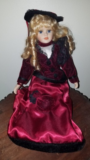 Identifying a Porcelain Doll - fancy dressed doll