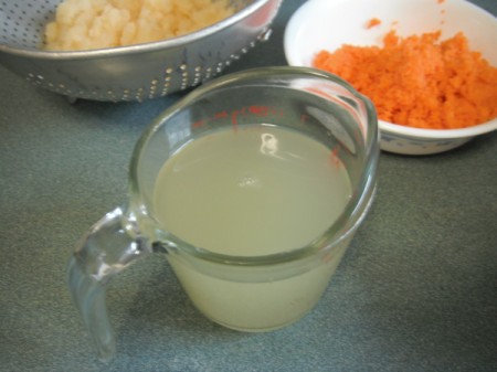 pineapple juice in cup