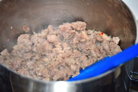 cooked sausage in pan