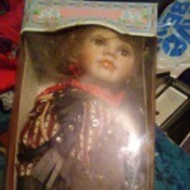 Identifying a Cathay Collection Doll