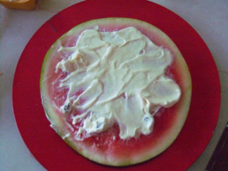 Watermelon spread with yogurt