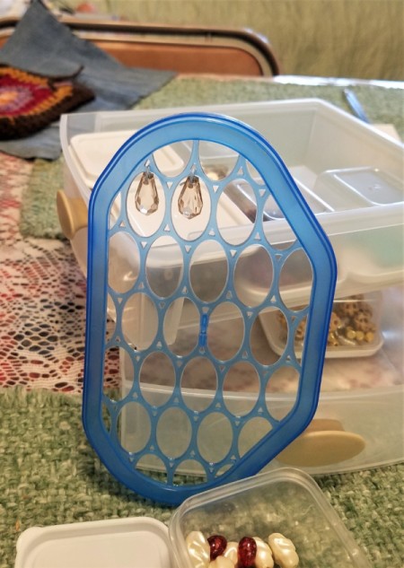 Butterfly Suncatcher Using Unique Lids - hang beads where possible