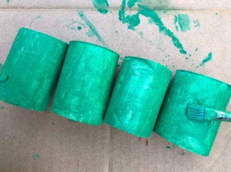 Egg Carton Alligator - cut TP tubes in half and paint green