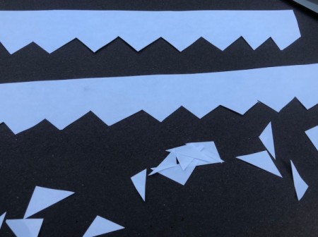 Egg Carton Alligator - cut out triangles to make teeth