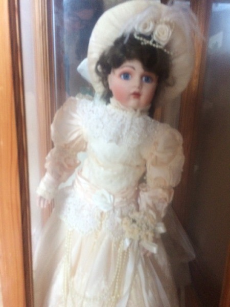 Identifying a Porcelain Doll