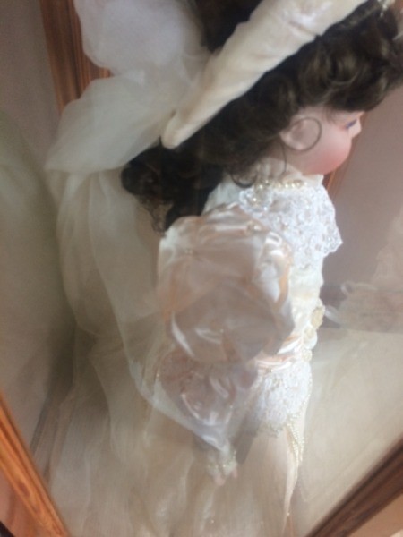 Identifying a Porcelain Doll - bride doll