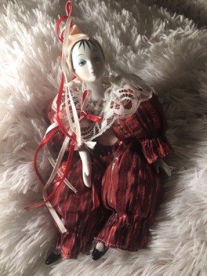 Identifying a Porcelain Doll - clown doll in the more European style