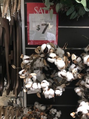 Cleaning a Cotton Boll Wreath