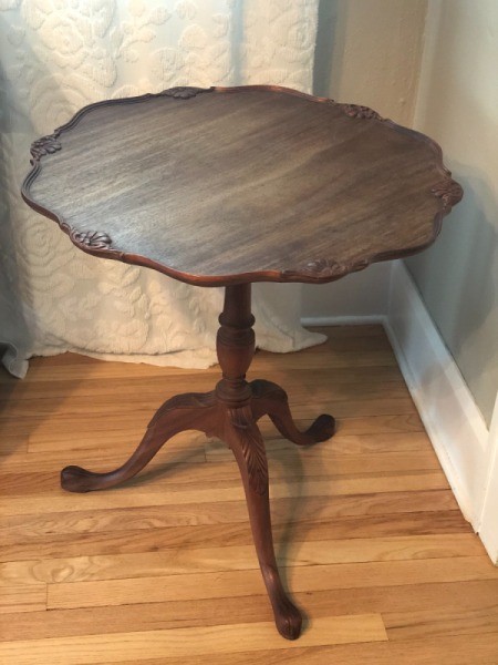 Value of Antique Tilt Top Table