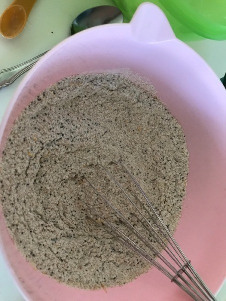 mxing dry ingredients