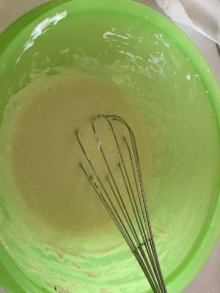 mixing wet ingredients