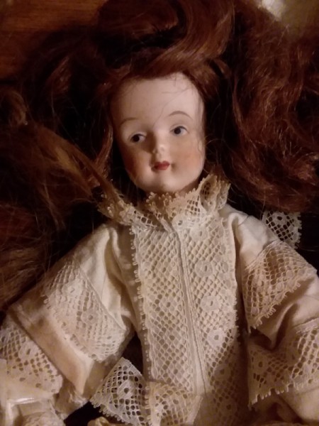 Identifying Porcelain Dolls