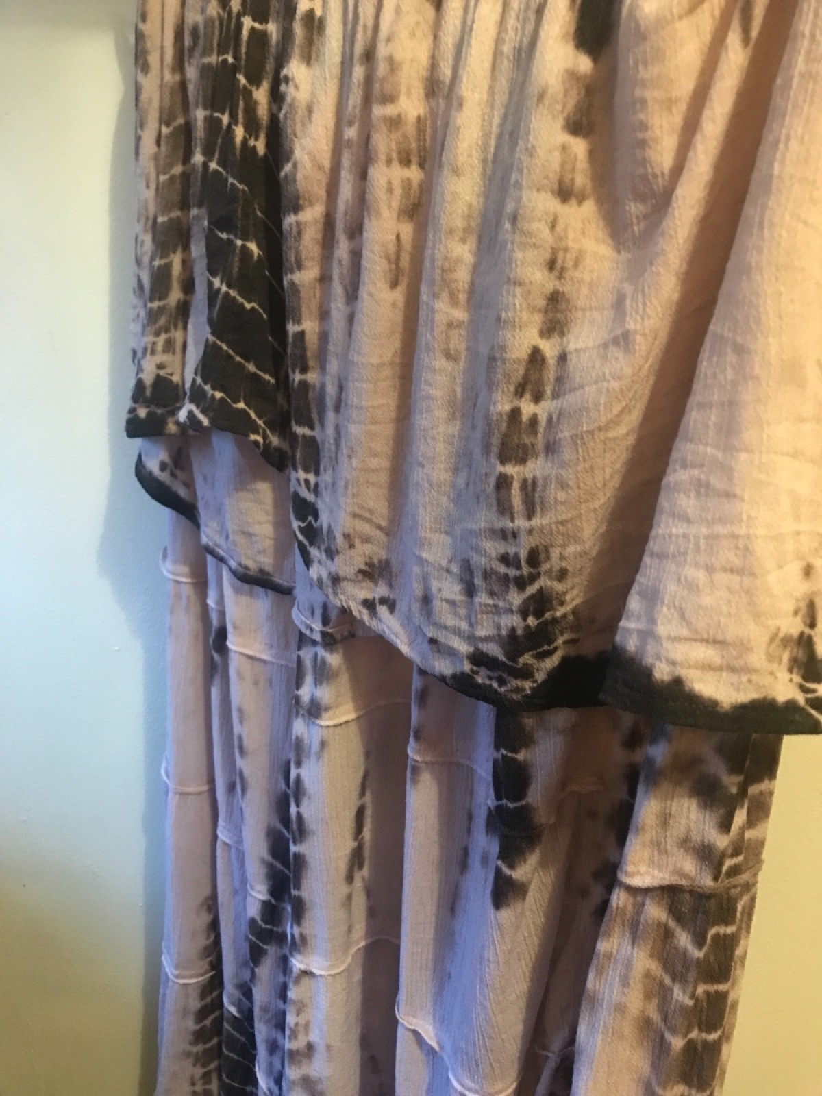 Black and White Tie Dye Ran in the Wash? | ThriftyFun