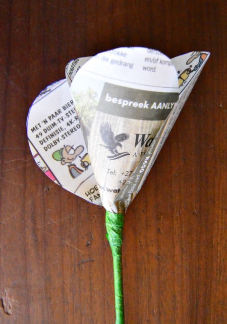 Bunch of Newspaper Roses - repeat for each petal