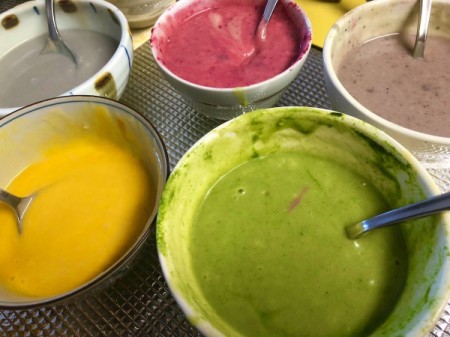 DIY Organic Food Colouring - using food colors in recipes