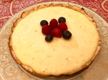 finished Stovetop Cheese Tart with fruit on top