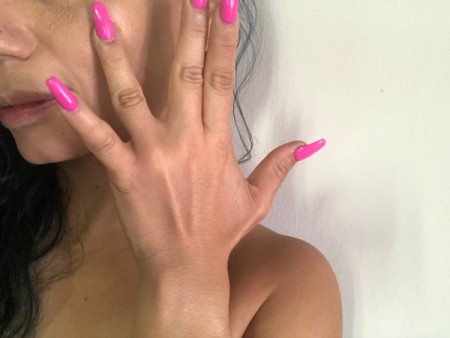 DIY Pore Minimizing Face Primer - pat on with ring finger