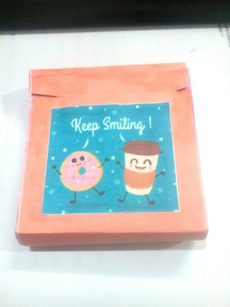 Paper Card Organizer - add a small picture to decorate the front of the organizer