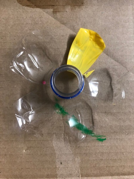 Photo Clip Banner - painting yellow