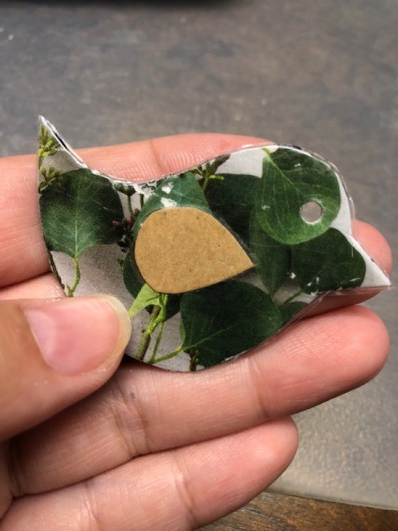 Upcycle Giftcard to Keychain with a Fob