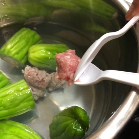 meatball in pan with bitter melon