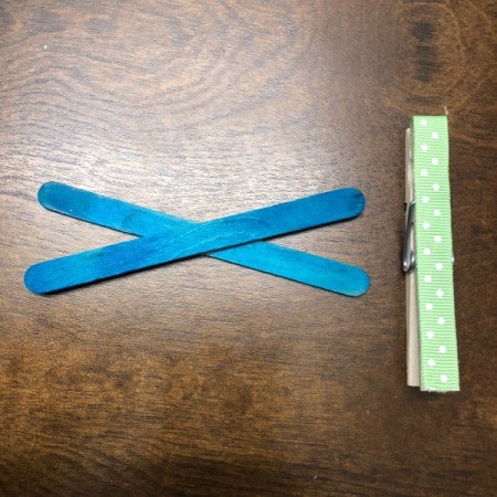 Dragonfly Clothespin - glue two craft sticks to the clothespin for wings