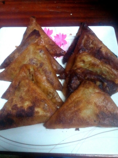 fried Mung Bean Triangles