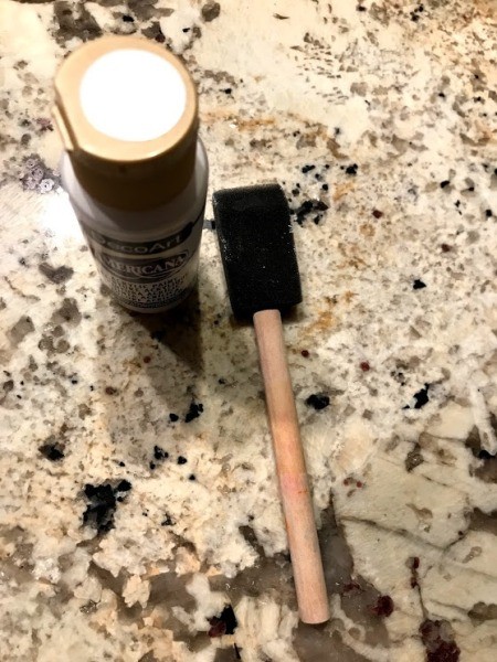 Succulent Pumpkin Planter - paint and foam brush