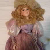 Identifying a Porcelain Doll - closeup of doll