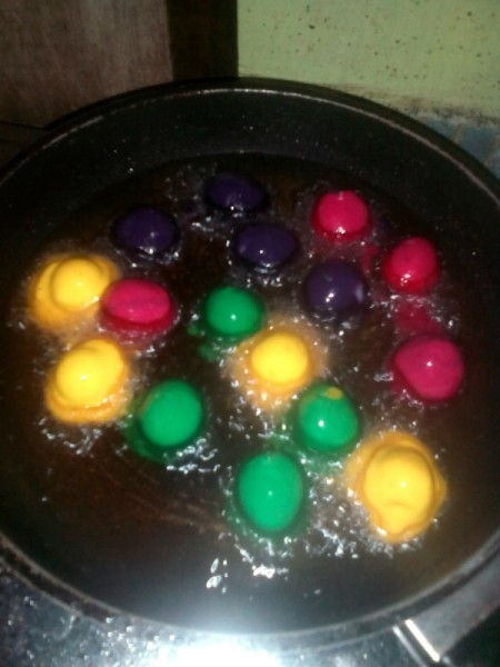 cooking batter on Kwek-kwek