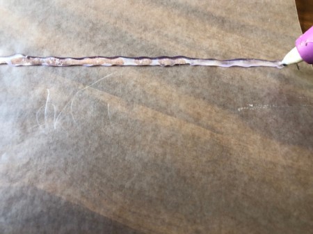 Bloody Choker Necklace - draw a glue line between the marks starting and ending in a few milimeters