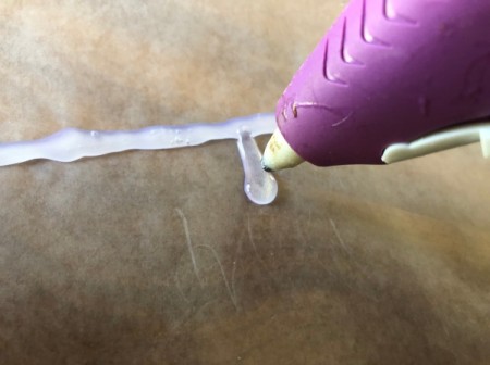 Bloody Choker Necklace - making blood drips