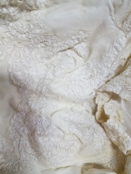 Whitening a Yellowed Wedding Dress