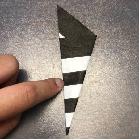 Spiderweb Display Sign - use a cap to trace the arc at the top