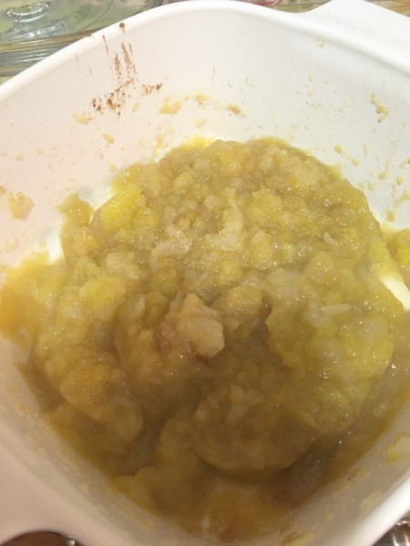 smashed squash and apples in casserole dish