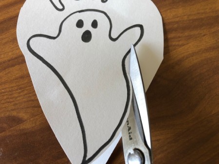 Fun Halloween Bathroom Decor - trim