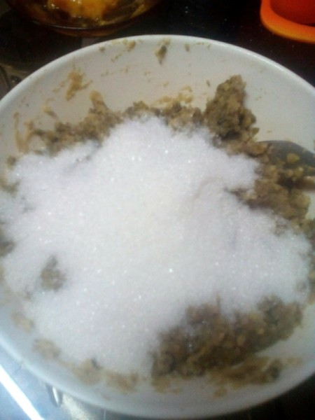 sugar added to mung beans