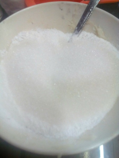 sugar and flour in bowl