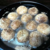 Golden Sesame Balls turned in pan