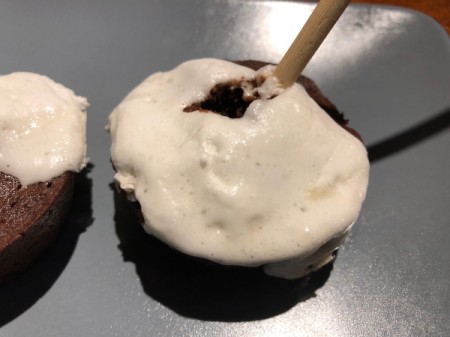 making hole in brownie top