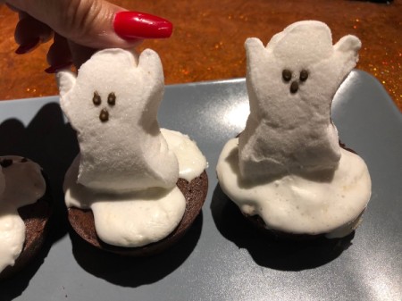 adding ghost peeps to brownies